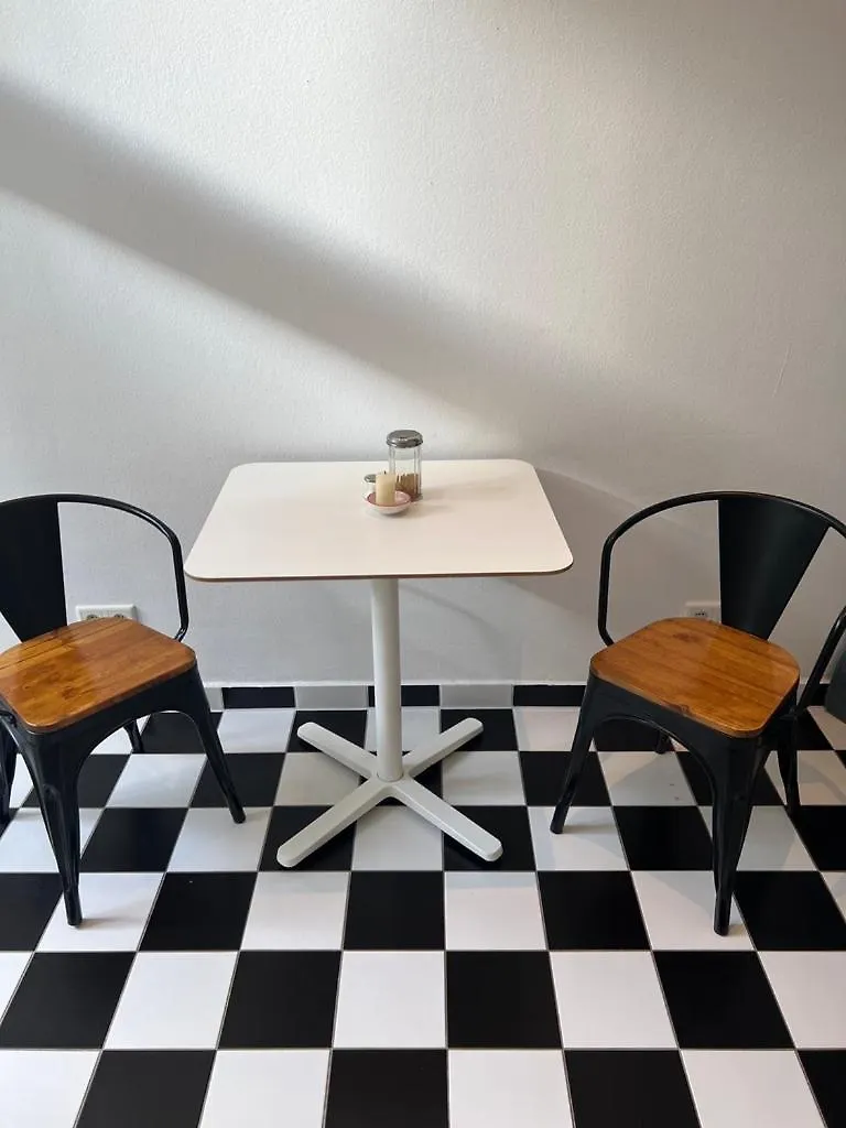 Schoenes Privatzimmer In Charlottenburg Berlin Tyskland